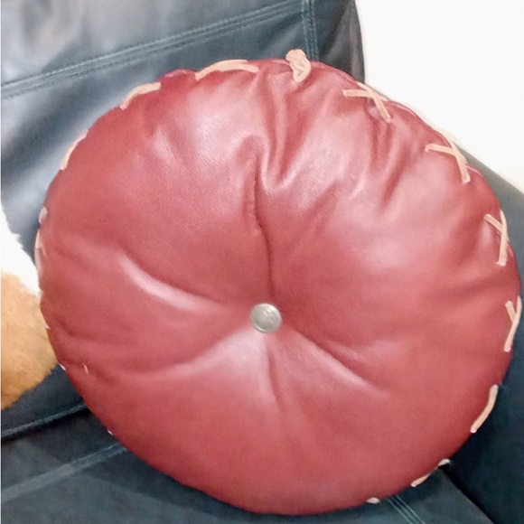 Elegant Rust Brown Round Genuine Leather Cushion - Picture 2 of 3
